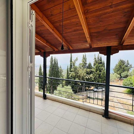 Apartments Aneta'S House Himare Bagian luar foto