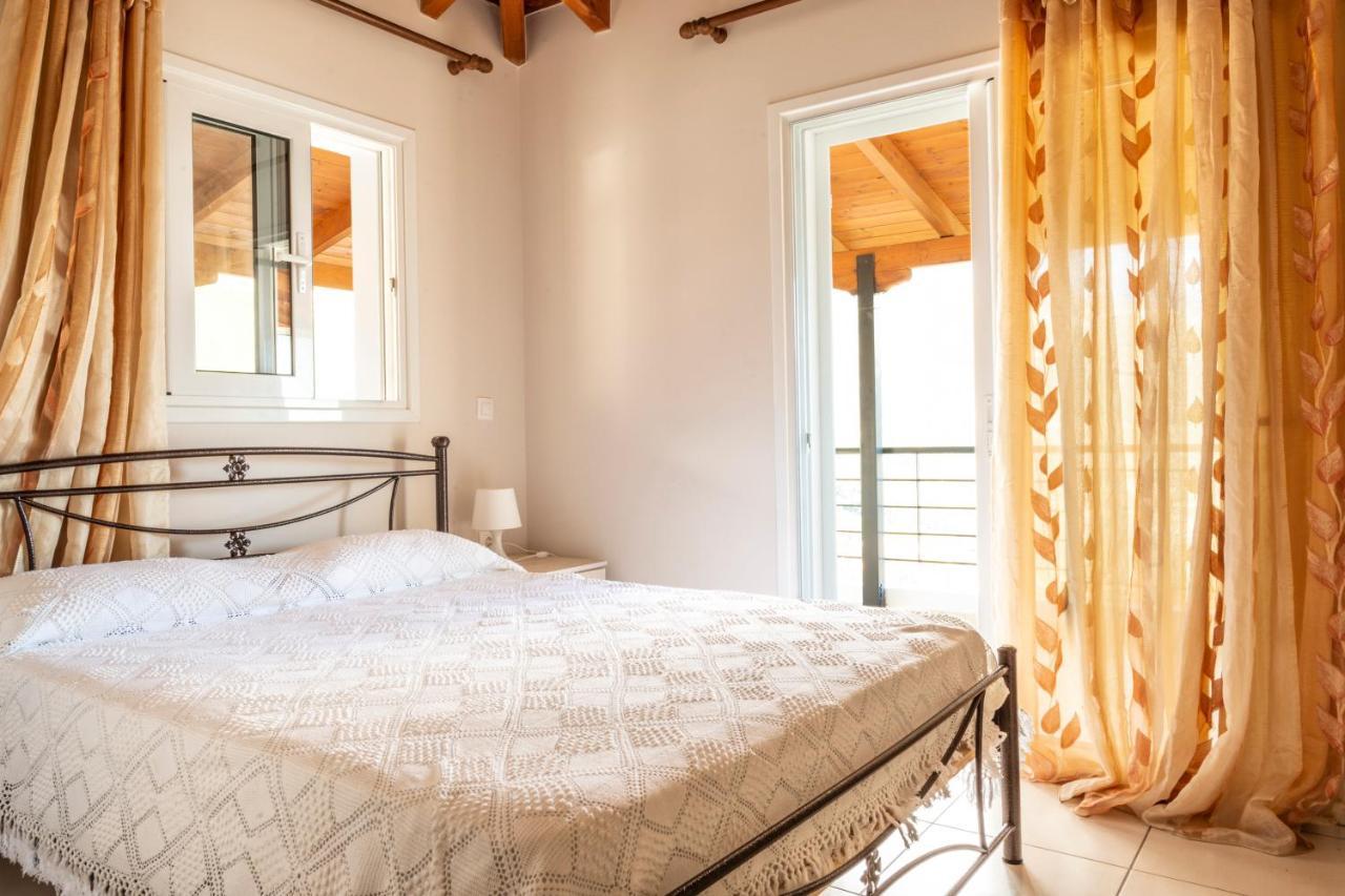 Apartments Aneta'S House Himare Bagian luar foto