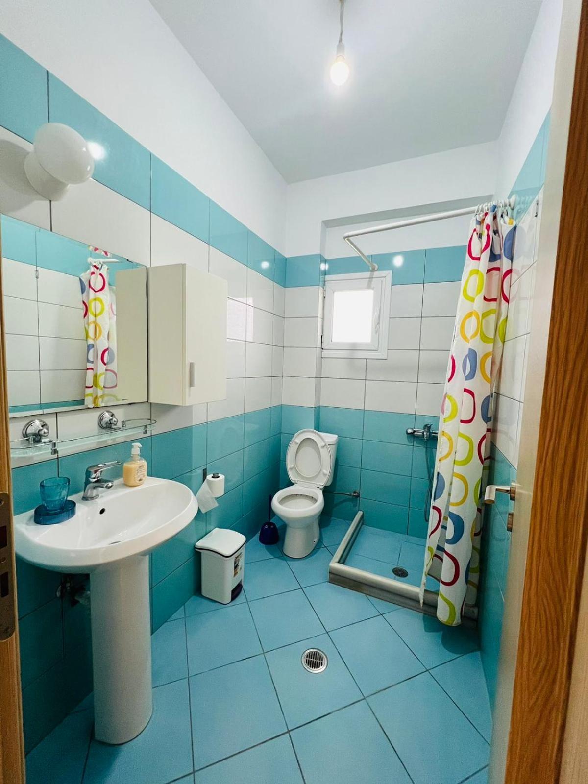 Apartments Aneta'S House Himare Bagian luar foto